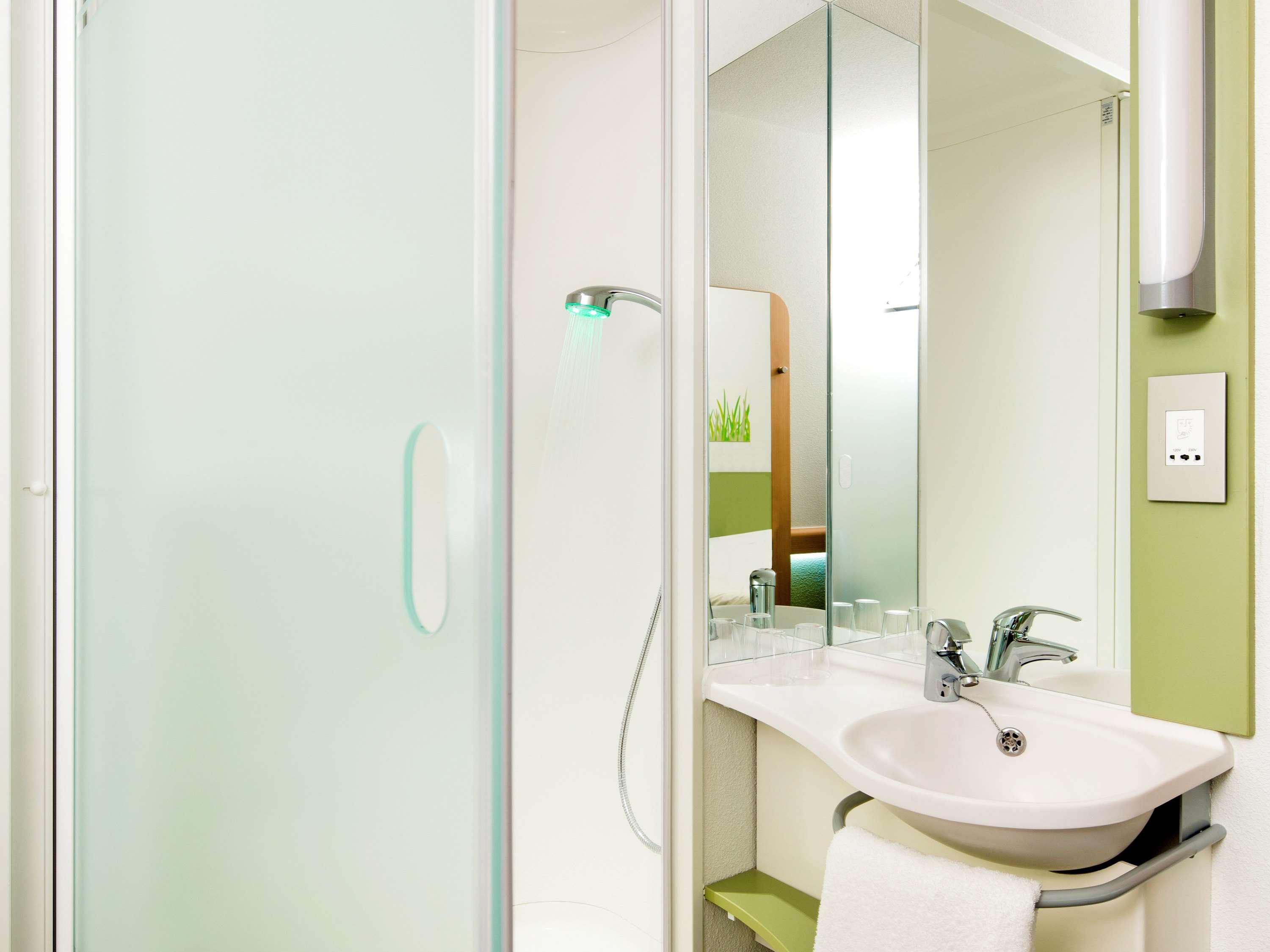 Ibis Budget London Whitechapel - Brick Lane Екстериор снимка