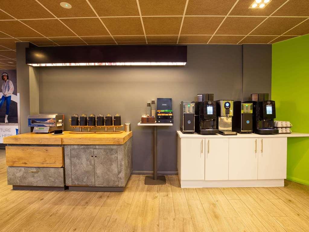 Ibis Budget London Whitechapel - Brick Lane Ресторант снимка
